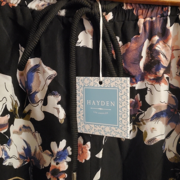 NWT Hayden LA Floral Black Wide Leg Pants - Picture 3 of 5